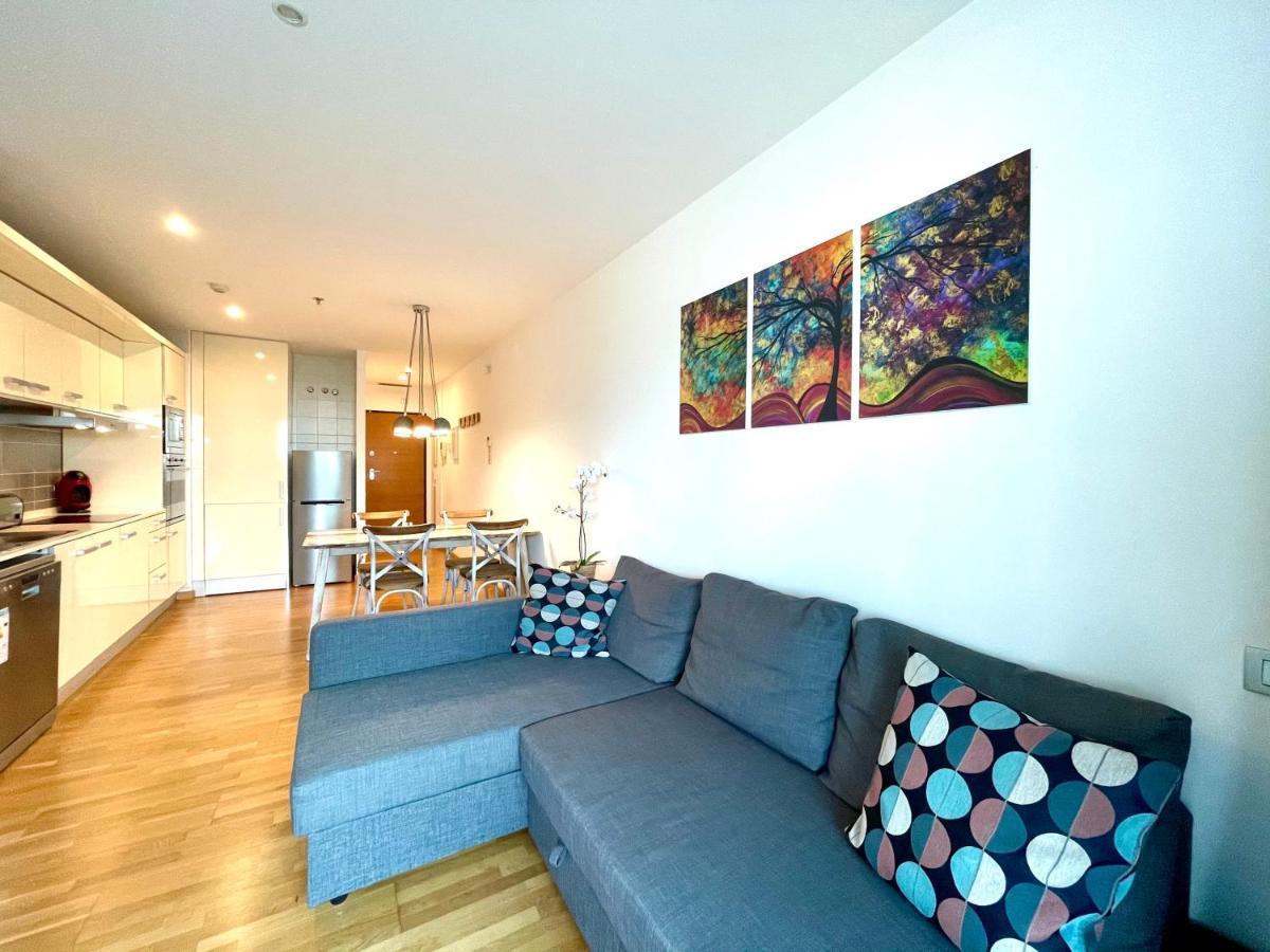 Fira Gran Via - Barcelona4Seasons Apartment โอสปิตาเล็ต เดอ โยเบรกัต ภายนอก รูปภาพ