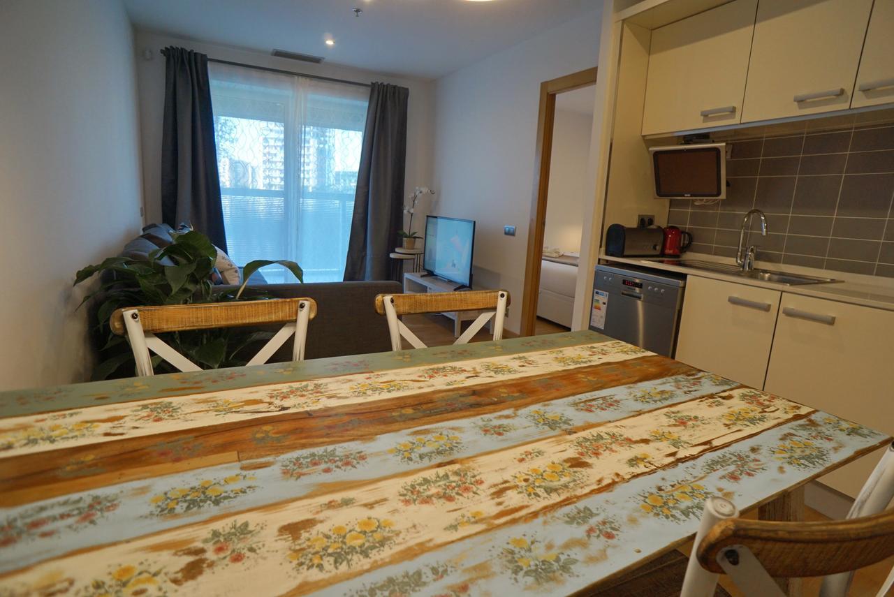 Fira Gran Via - Barcelona4Seasons Apartment โอสปิตาเล็ต เดอ โยเบรกัต ภายนอก รูปภาพ