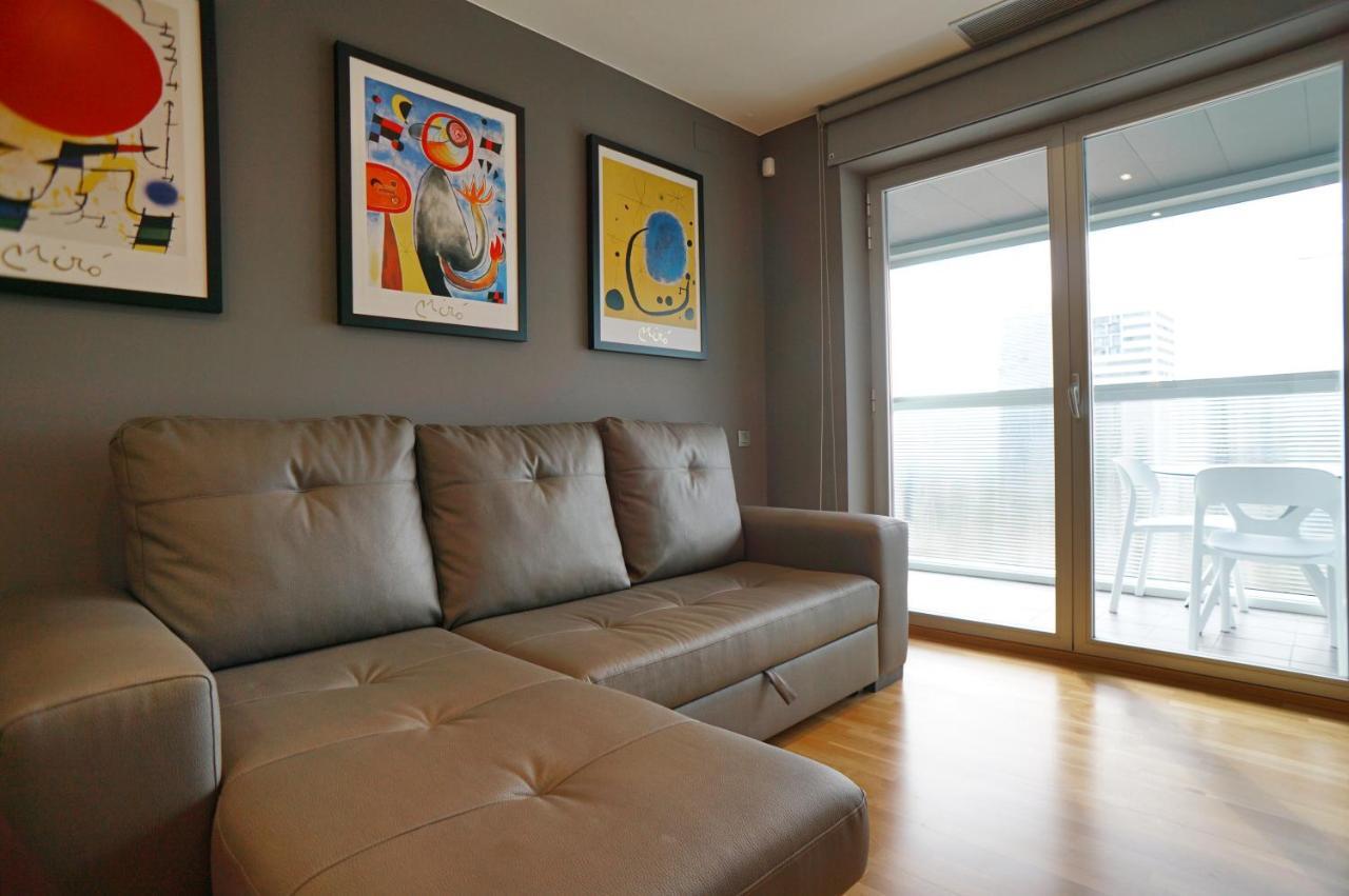Fira Gran Via - Barcelona4Seasons Apartment โอสปิตาเล็ต เดอ โยเบรกัต ภายนอก รูปภาพ
